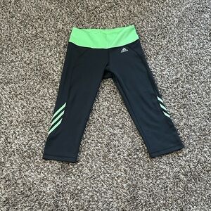 Adidas Pants Womens Medium Black Capri Cropped Training Athletic Gym Ladies
